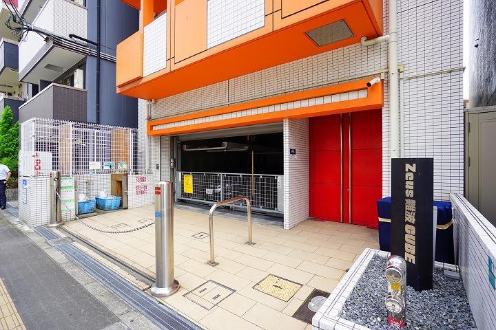 Zeus難波CUBEの外観・駐車場イメージ2枚目
